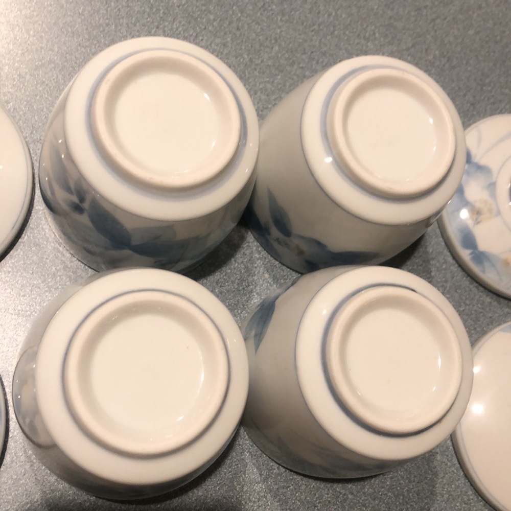 Asian Tea Cups with Lids - Picture 4 of 8